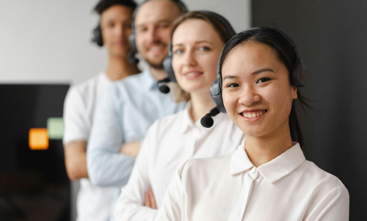 With customers at the center, we provide full-process thoughtful services from model selection to after-sales, helping every partner to operate without worries.